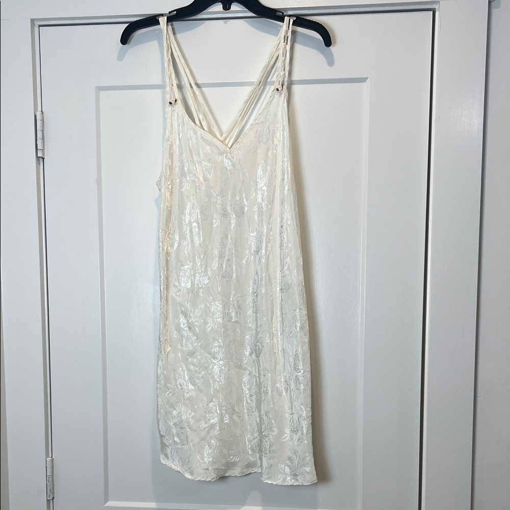 Vintage Expressions by California Dynasty Ivory Satin Slip Dress size medium.